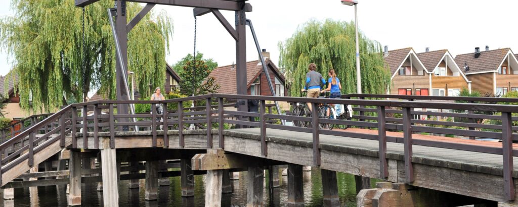 de leyens ophaalbrug pinaskade 300dpi 14 aug 2014